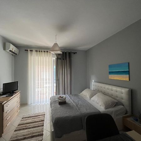 Emi Sol Apartment Vlore Exterior photo
